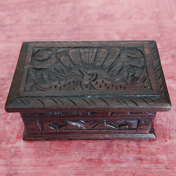 Sarinah Carved Wood Hinged Trinket Box-Peacock Carved into the Lid - Picture 1 of 16